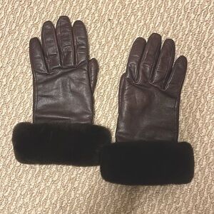 Genuine leather, beaver trim gloves